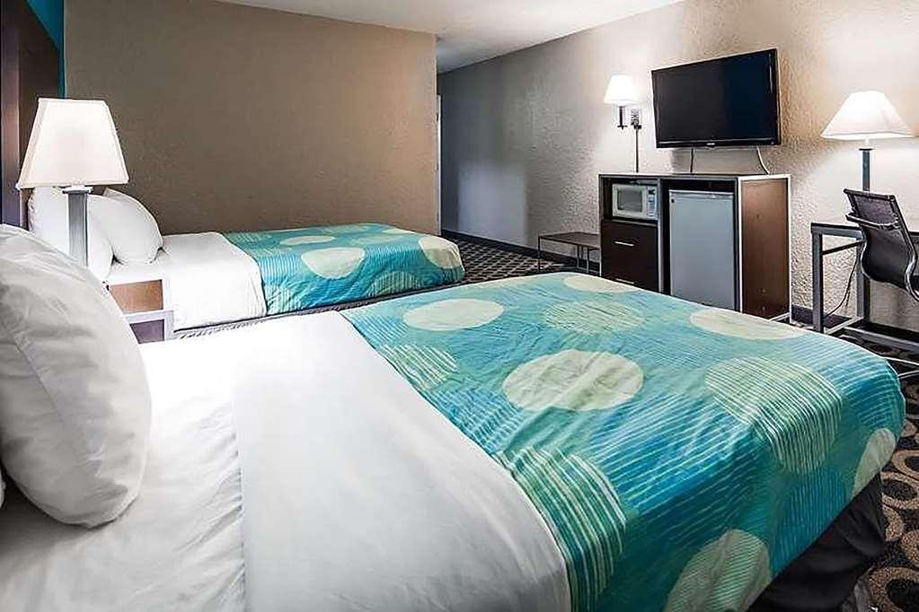 Travelodge By Wyndham San Antonio Downtown Northeast Стая снимка